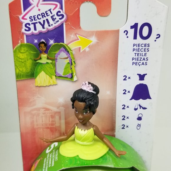 Fashion Surprise Princess 10 pcs ages 4+ Tiana great as a cake toper - Picture 8 of 11